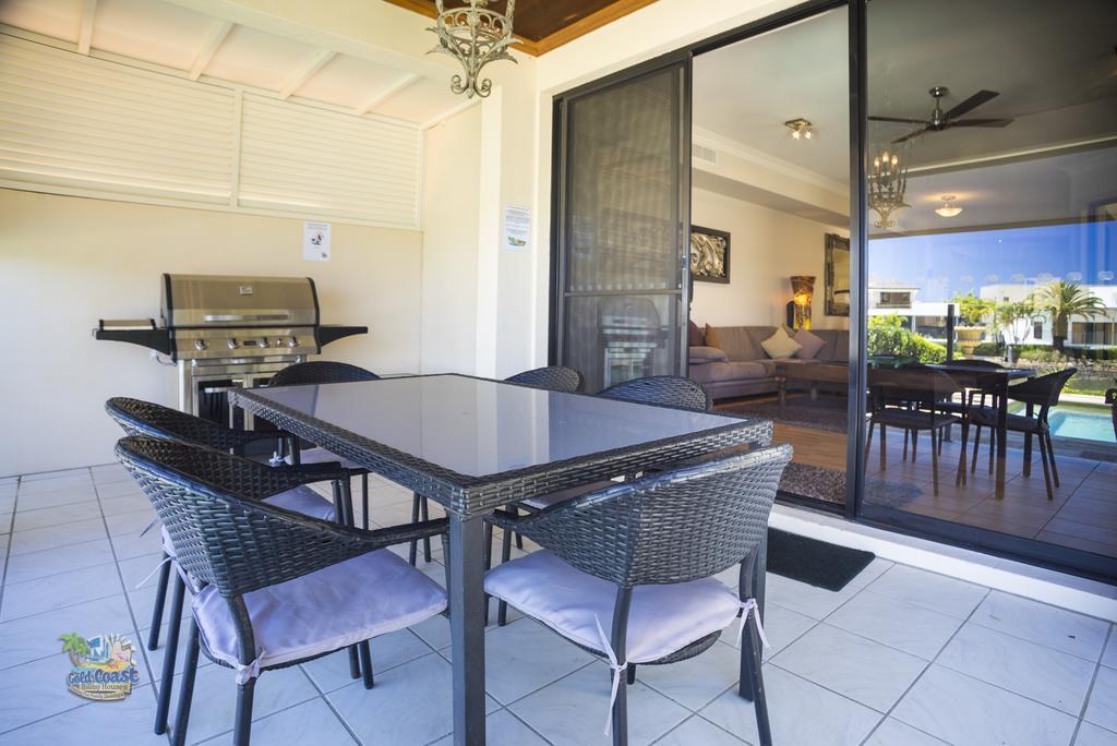 Holiday Home Luxe @ Sanctuary Cove Hope Island Extérieur photo